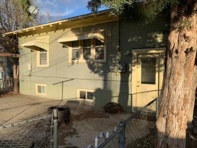 Main picture of 1821 7th Ave