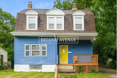 Main picture of 930 Fairbanks Ave