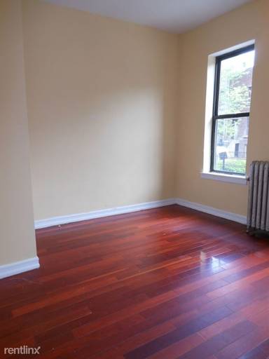 Main picture of 49 Madison St