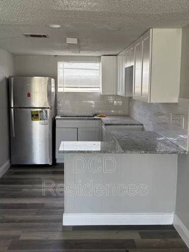 Main picture of 5505 Forest Haven Cir