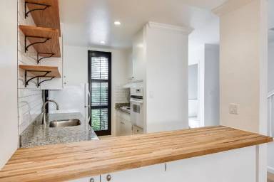 Main picture of 1470 Creekside Dr