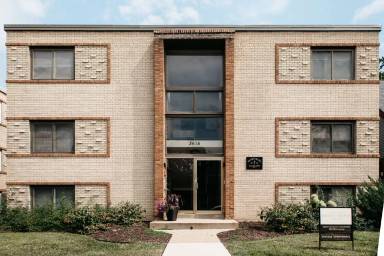 Main picture of 3615 Grand Ave S
