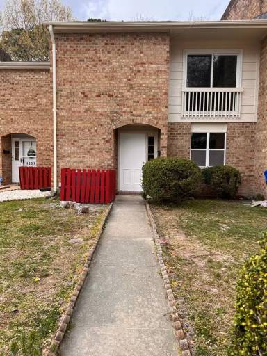Main picture of 1233 Glyndon Dr