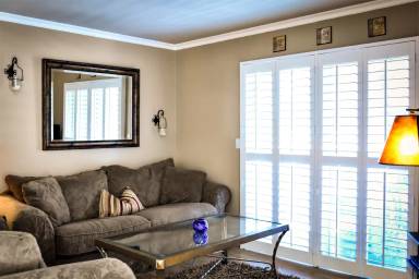 Main picture of 1247 Lakeview Cir