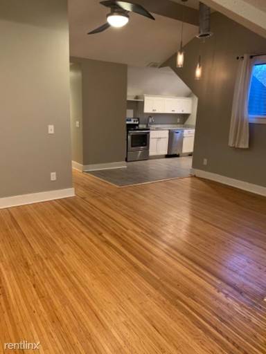 Main picture of 1050 Lake Ave