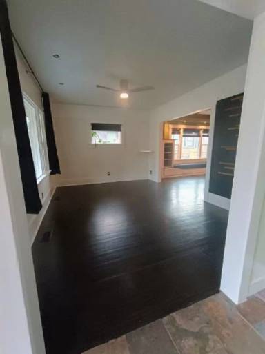 Main picture of 908 E 9th Ave