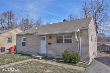 Main picture of 2345 Englewood Ct