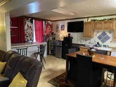 Main picture of 126 6th St