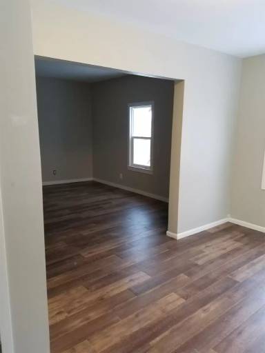 Main picture of 1413 12th Ave NE