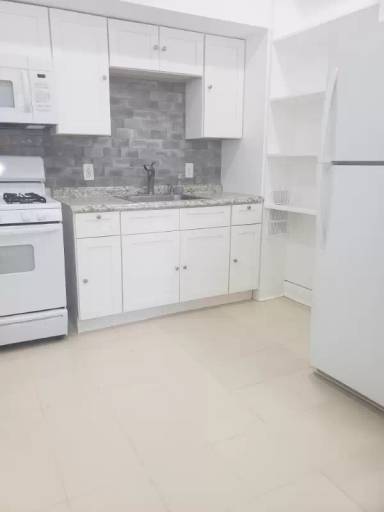 Main picture of 5531 Pulaski Ave