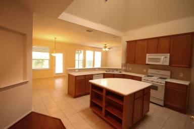 Main picture of 2918 Laurel Brook Ln