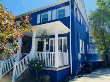 Main picture of 327 Ashby St