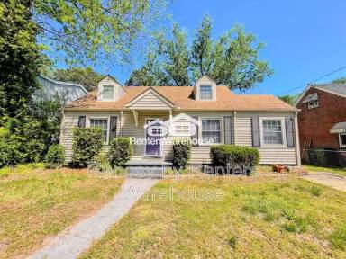 Main picture of 3920 Davis St