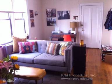 Main picture of 3618 N Marshfield Ave