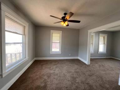 Main picture of 3807 4th Ave