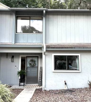 Main picture of 14 Fair Oaks Cir