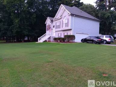 Main picture of 80 Mosswood Dr