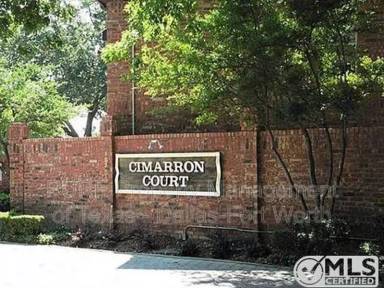 Main picture of Cimarron Court Condominiums