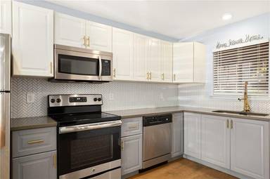 Main picture of Verandas at Uptown