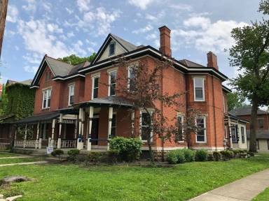 Main picture of 101 1/2 King Ave