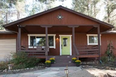 Main picture of 4450 Canyon Loop