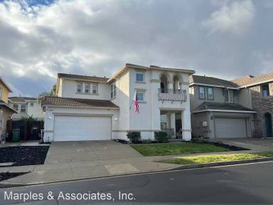 Main picture of 2472 Grant St
