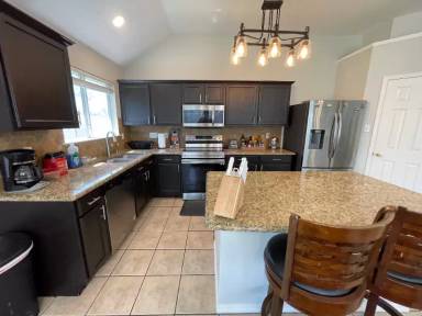 Main picture of 5500 Murton Pl