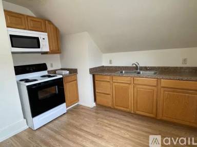 Main picture of 400 S Mission St