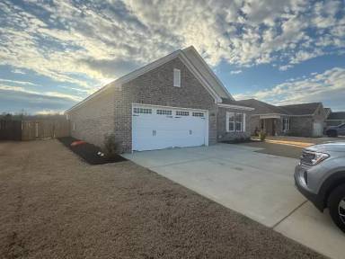 Main picture of 217 Kohn Dr
