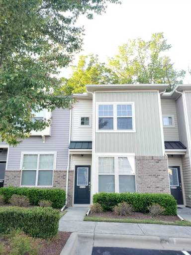 Main picture of 204 Mt Evans Dr