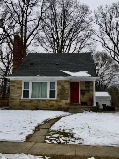 Main picture of 855 Leroy St