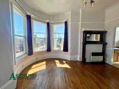 Main picture of 6403 Shattuck Ave