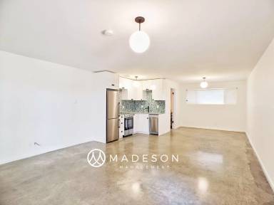 Main picture of 2460 NE Northgate Way