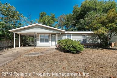 Main picture of 4906 Gladeview Dr