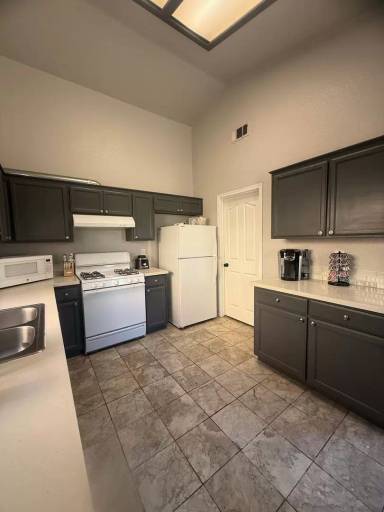 Main picture of 254 Driftwood Ave