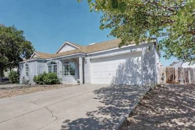 Main picture of 1744 Blueberry Dr NE