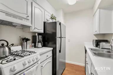 Main picture of Tarrytown Flats