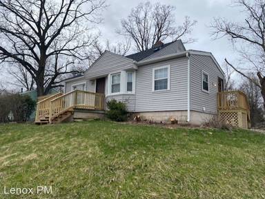 Main picture of 811 E Pike St