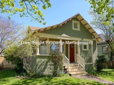 Main picture of 4806 SE 71st Ave