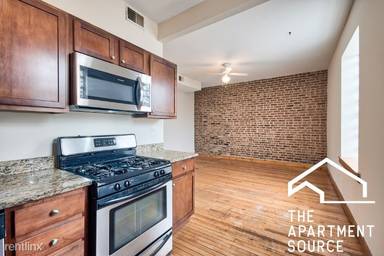Main picture of 1255 W Devon Ave