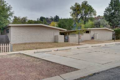 Main picture of 333 S Alarcon St