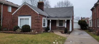 Main picture of 1866 Lochmoor Blvd