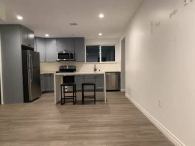 Main picture of 5731 Lexington Ave