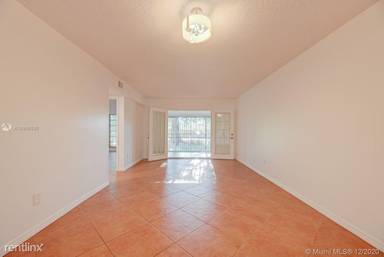 Main picture of 9170 Fontainebleau Blvd