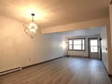Main picture of 600 Riverside Dr