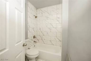 Main picture of 13409 Glendale Ave