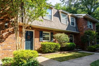 Main picture of 6529 Deane Hill Dr