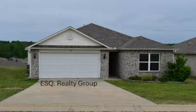 Main picture of 30 Summer Wind Rd