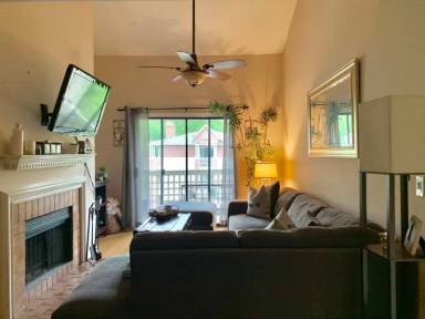Main picture of 248 Hillsboro Pl
