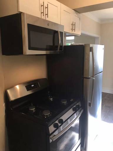 Main picture of 2634 N Maryland Ave